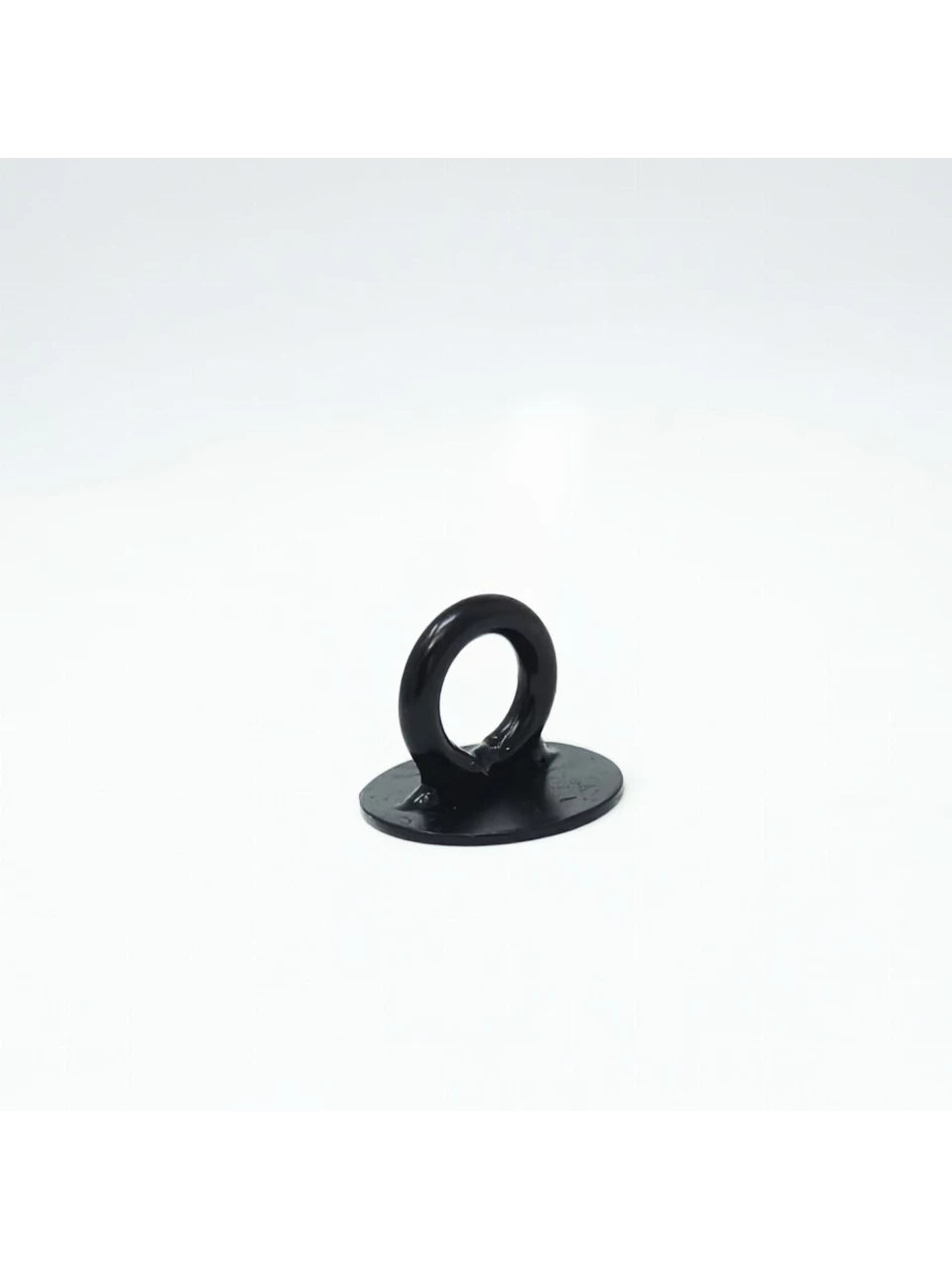 Eyelet at landing gear doors for all models